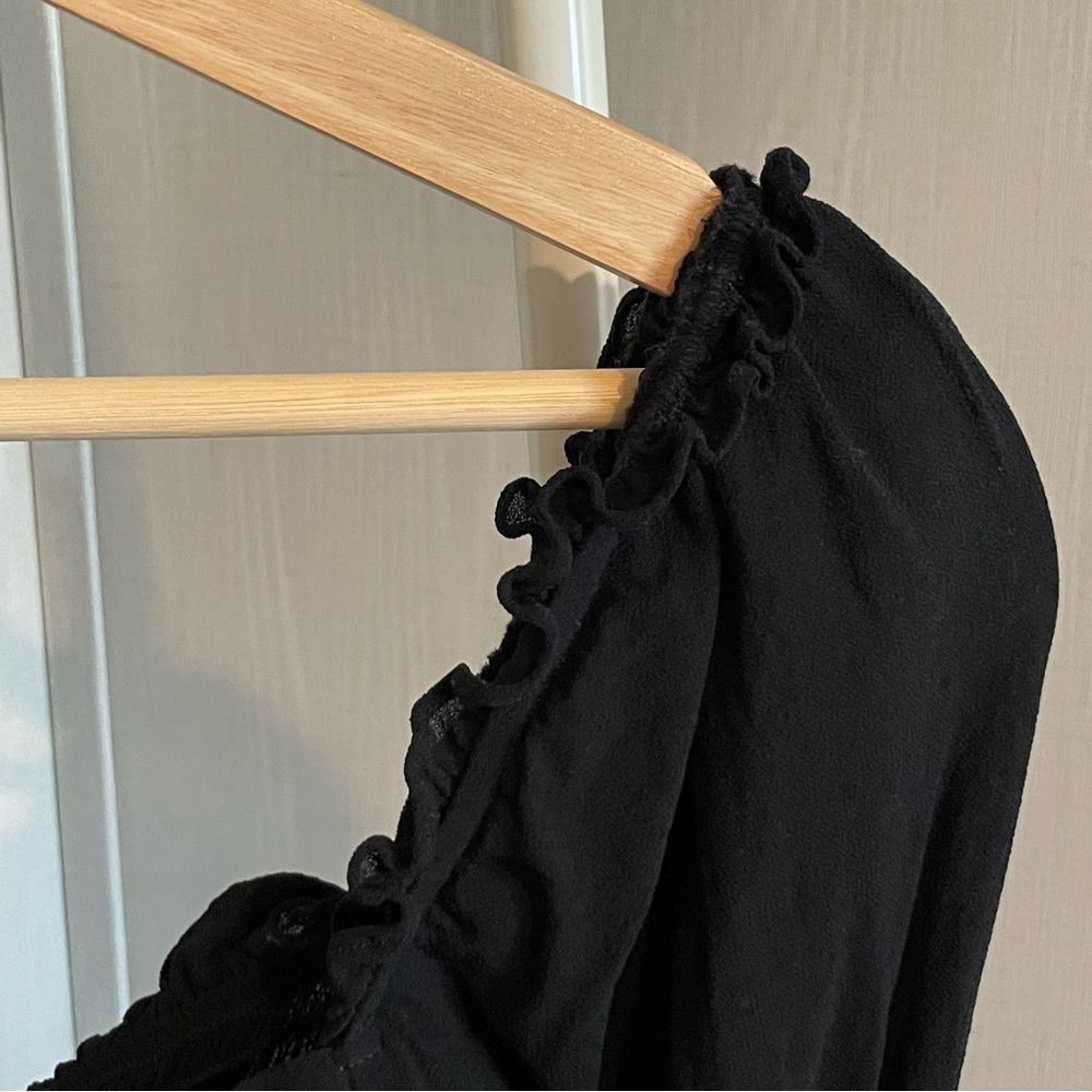 Reformation Black Ruffled Top - Picture 6 of 6